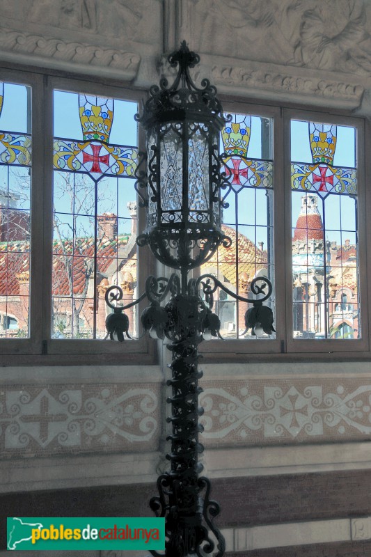 Hospital de Sant Pau - Vestíbul i escala d'honor (Foto: Albert Esteves, 2021) Hospital de Sant Pau - Vestíbul i escala d'honor