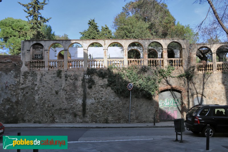 Barcelona - Arcades del carrer Horta