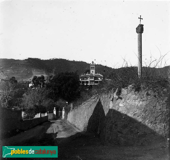 Barcelona - Creu de terme d'Horta