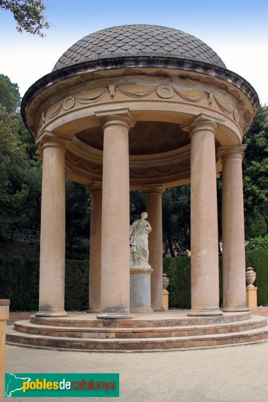 Barcelona - Jardins del Laberint d'Horta. Templet de Dànae