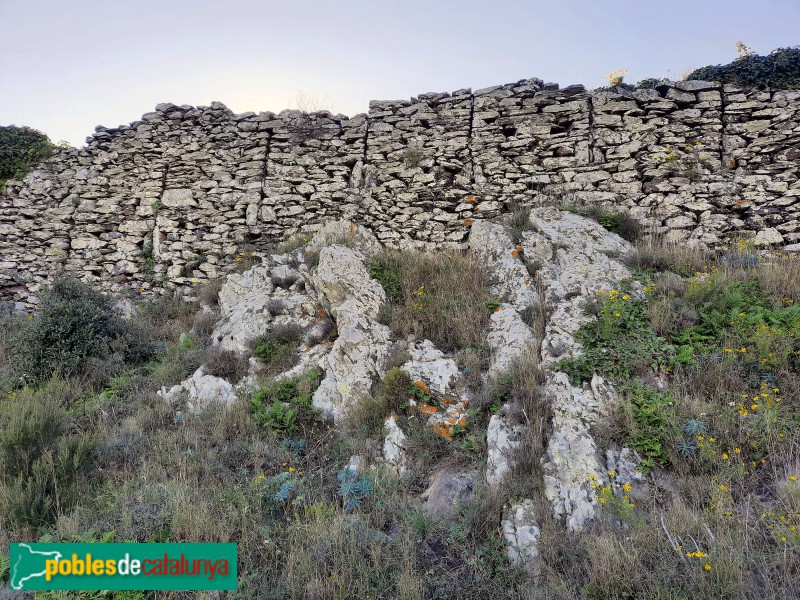 Portbou - Ruïnes del castell de Querroig