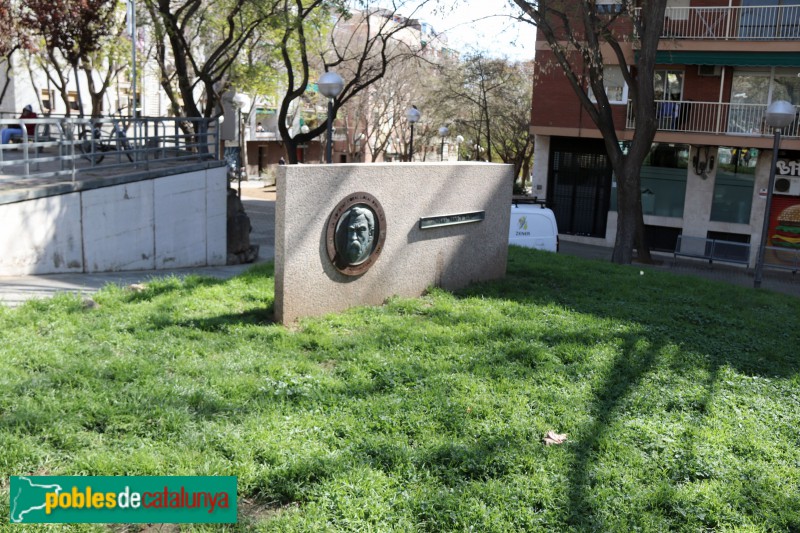 Barcelona - Monument a Anselm Clavé (Via Júlia)