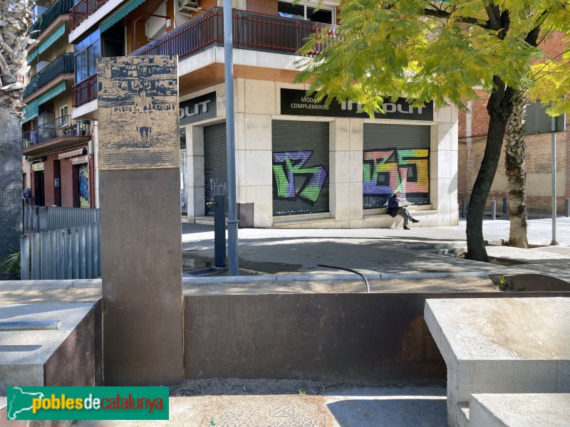 Barcelona - Plaça d'Àngel Pestaña (Foto: Albert Esteves, 2021) Barcelona - Plaça d'Àngel Pestaña