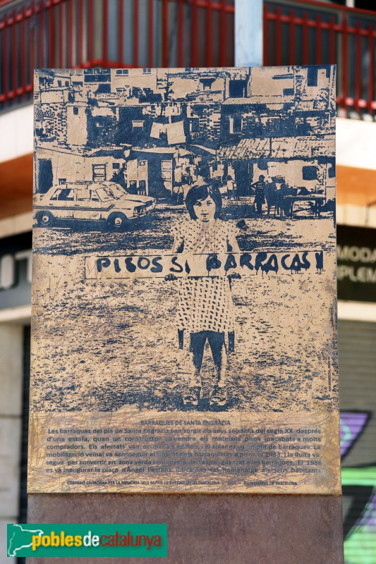 Barcelona - Plaça d'Àngel Pestaña (Foto: Albert Esteves, 2021) Barcelona - Plaça d'Àngel Pestaña