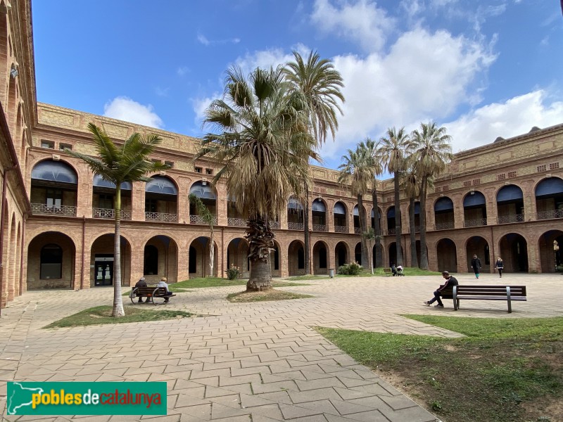 Institut Mental De La Santa Creu Barcelona La Guineueta Pobles De 