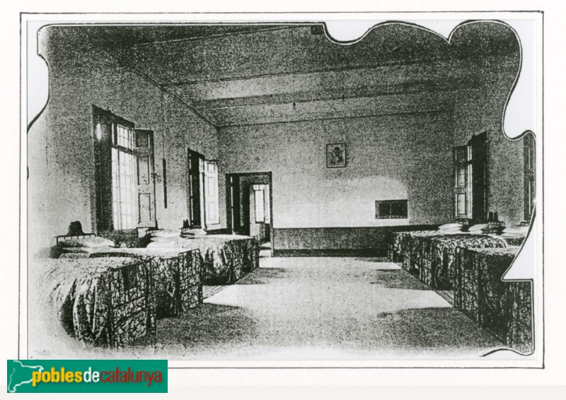 Institut Mental de la Santa Creu: Dormitori de dones (Foto: Arxiu Municipal del Districte d' Horta-Guinardó, c.1908) Institut Mental de la Santa Creu: Dormitori de dones