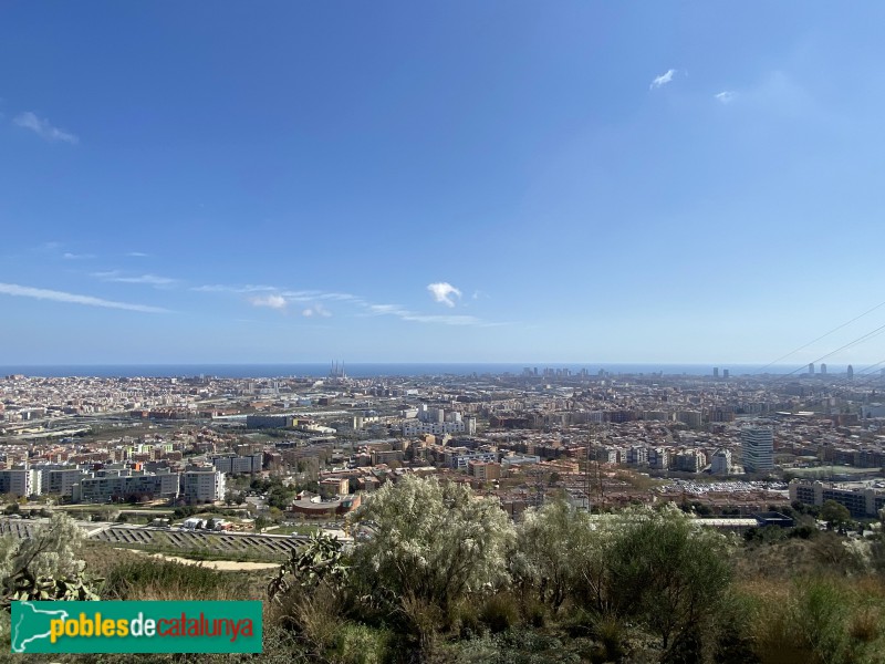 Barcelona - Panoràmica de Barcelona des del Mirador de Torre Baró