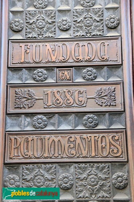 Barcelona - Ronda Universitat, 20 (Foto: Albert Esteves, 2021) Barcelona - Ronda Universitat, 20