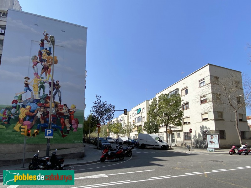 L'Hospitalet de Llobregat - Blocs de la plaça Guernica (Foto: Albert Esteves, 2021) L'Hospitalet de Llobregat - Blocs de la plaça Guernica