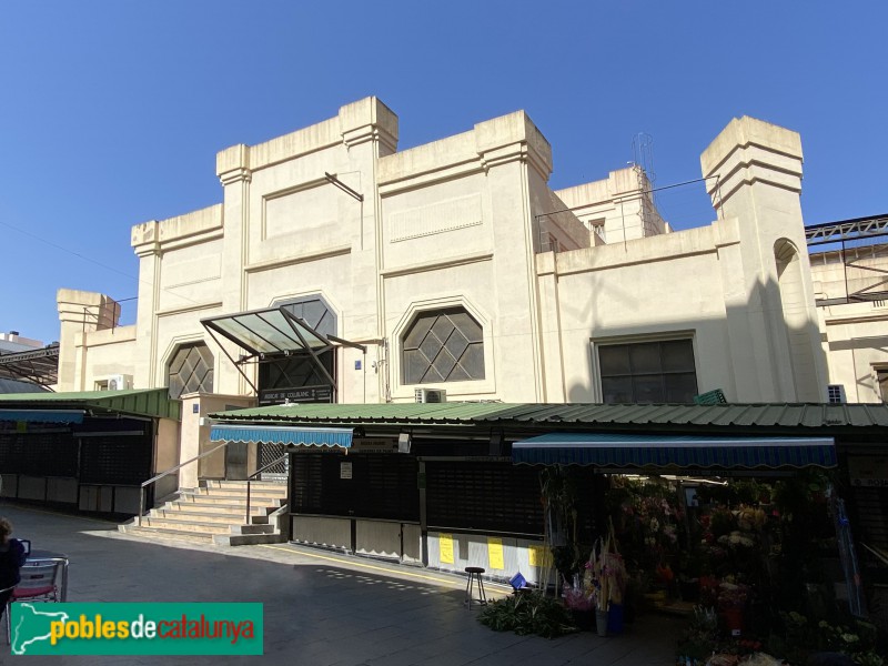 L'Hospitalet de Llobregat - Mercat de Collblanc (Foto: Albert Esteves, 2021) L'Hospitalet de Llobregat - Mercat de Collblanc