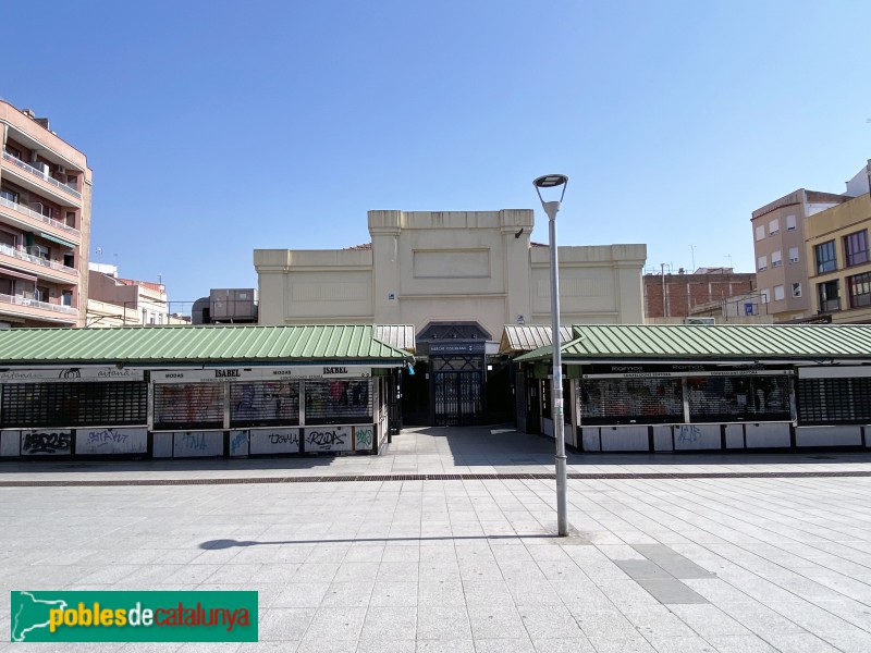 L'Hospitalet de Llobregat - Mercat de Collblanc (Foto: Albert Esteves, 2021) L'Hospitalet de Llobregat - Mercat de Collblanc