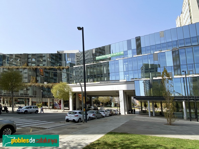 L'Hospitalet de Llobregat - Plaça Europa, 10-24 (Foto: Albert Esteves, 2021) L'Hospitalet de Llobregat - Plaça Europa, 10-24