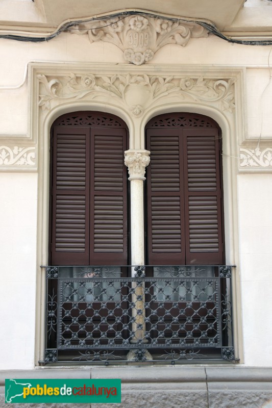 L'Hospitalet de Llobregat - Casa Josep Oliveras