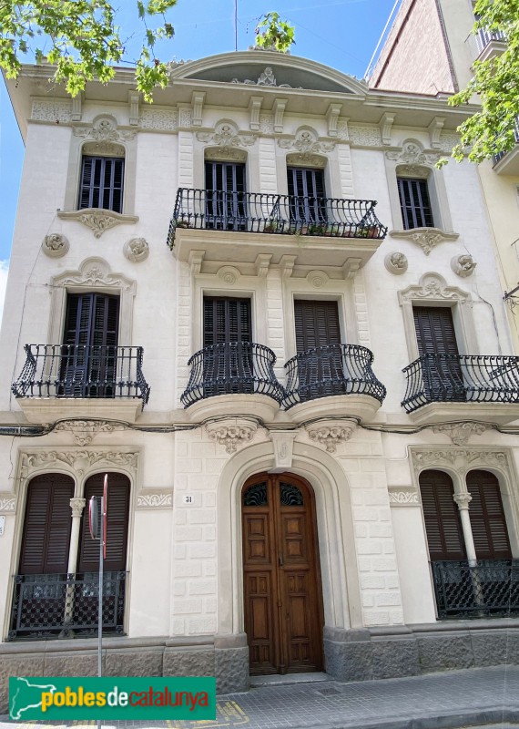 L'Hospitalet de Llobregat - Casa Josep Oliveras