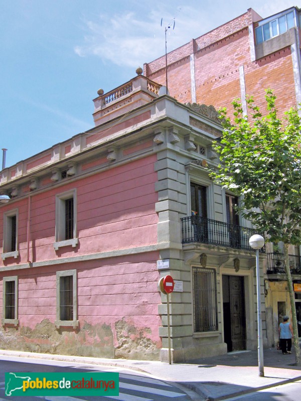 L'Hospitalet de Llobregat - Casa Ramon Puig Campreciós (Foto: Albert Esteves, 2008) L'Hospitalet de Llobregat - Casa Ramon Puig Campreciós