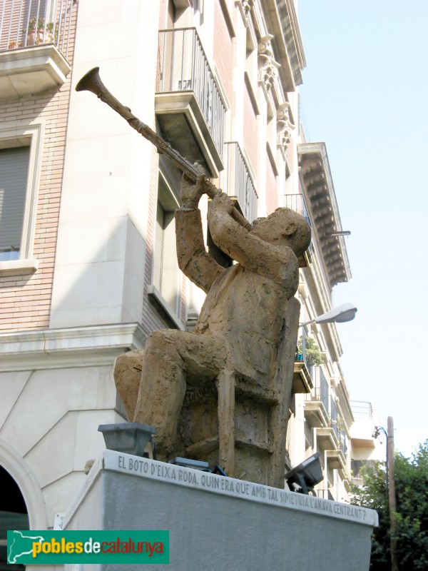 L´Hospitalet de Llobregat - Monument a la Sardana