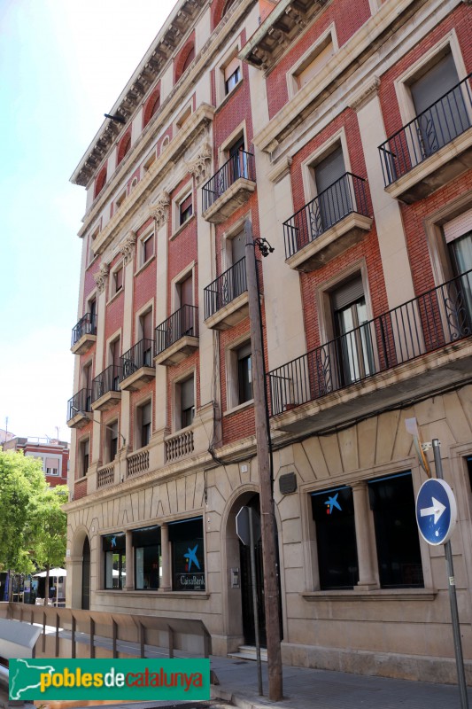 Hospitalet de Llobregat - Edifici de la Caixa