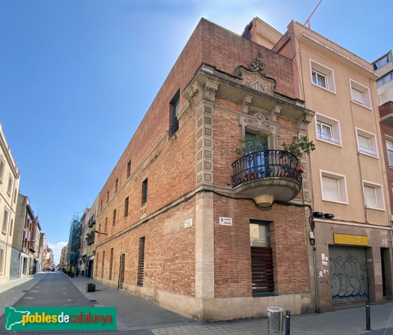 L'Hospitalet de Llobregat - Casa Joaquim Piera (Foto: Albert Esteves, 2021) L'Hospitalet de Llobregat - Casa Joaquim Piera