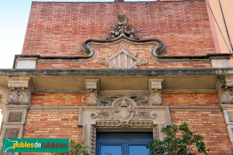 L'Hospitalet de Llobregat - Casa Joaquim Piera (Foto: Albert Esteves, 2021) L'Hospitalet de Llobregat - Casa Joaquim Piera