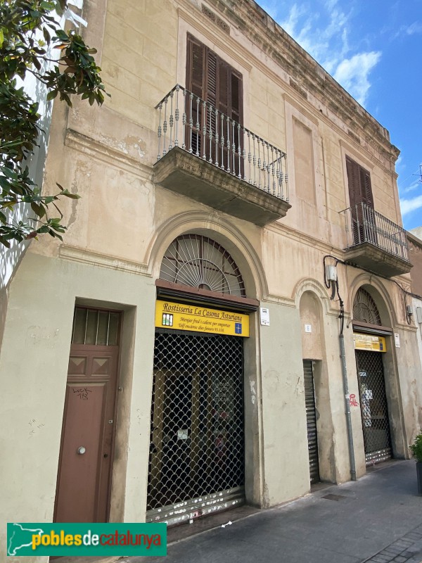 L'Hospitalet de Llobregat - Carrer Roselles, 6