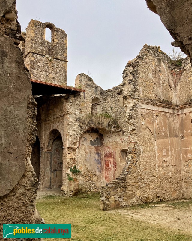 Castellolí - Església vella de Sant Vicenç (Foto: Ricard, 2021) Castellolí - Església vella de Sant Vicenç