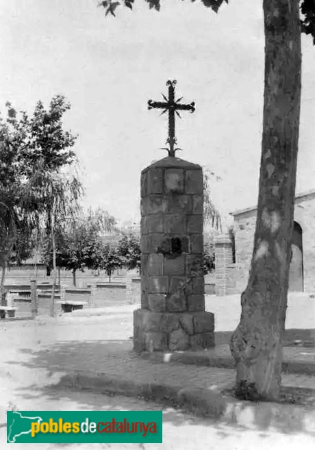 L'Hospitalet de Llobregat - Creu de terme de Santa Eulàlia. Postal antiga