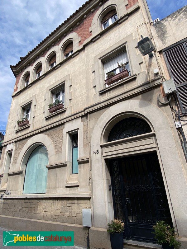 Sant Vicenç dels Horts - Edifici de la Caixa de Pensions