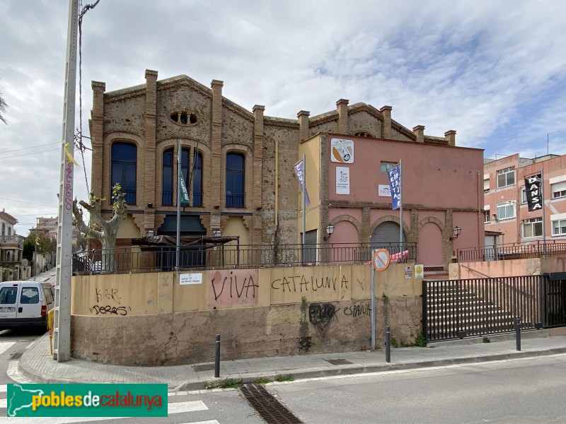 Sant Vicenç dels Horts - Centre Catòlic (Foto: Albert Esteves, 2021) Sant Vicenç dels Horts - Centre Catòlic