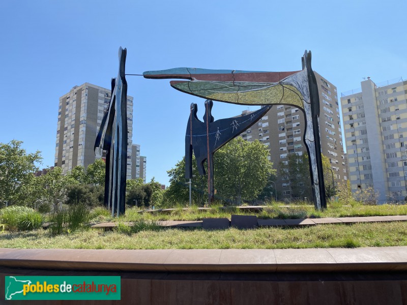 L'Hospitalet de Llobregat - Escultura <i>La Bòbila</i>