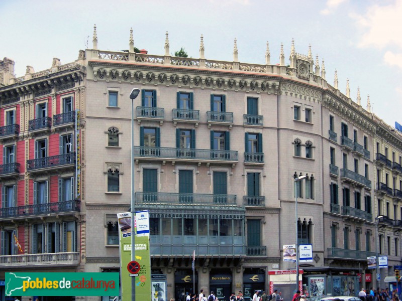 Barcelona - Casa Bosch Alsina (Plaça Catalunya, 8) (Foto: Albert Esteves, 2007) Barcelona - Casa Bosch Alsina (Plaça Catalunya, 8)