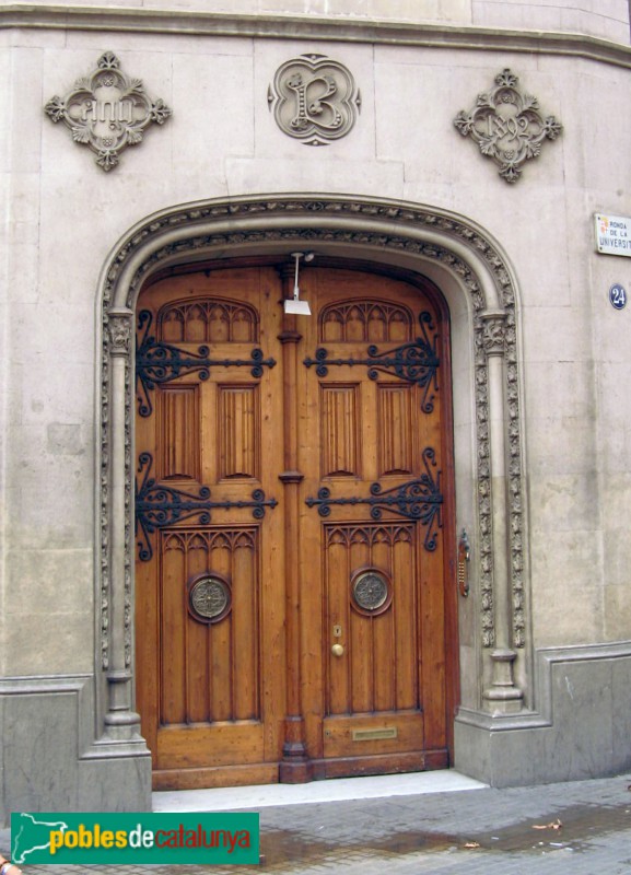 Barcelona - Casa Bosch Alsina (Plaça Catalunya, 8)