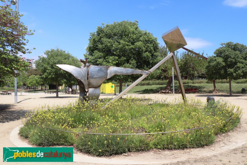 L'Hospitalet de Llobregat - Escultura Conseqüència d'equilibris