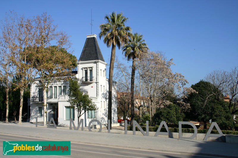 Pallejà - Casa Tarruella (Cal Pablo) (Foto: Wikimedia Commons, 2006) Pallejà - Casa Tarruella (Cal Pablo)