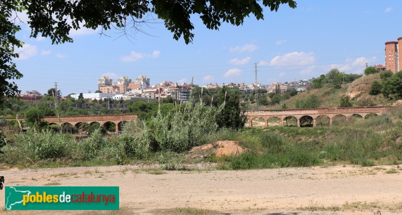 Esplugues de Llobregat - Aqüeducte del torrent de Can Clota