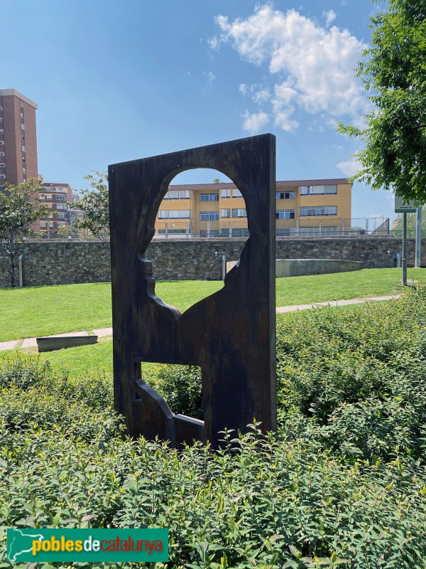 L'Hospitalet de Llobregat - Monument a Antonio Machado (Foto: Albert Esteves, 2021) L'Hospitalet de Llobregat - Monument a Antonio Machado