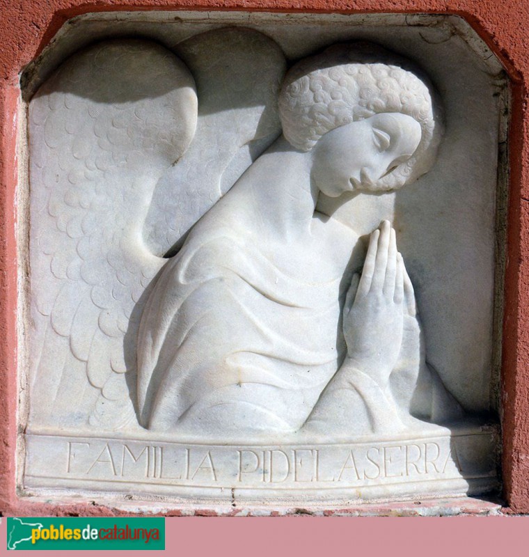 L'Hospitalet de Llobregat - Cementiri de Sants: làpida del nínxol Pidelaserra (Pau Gargallo)