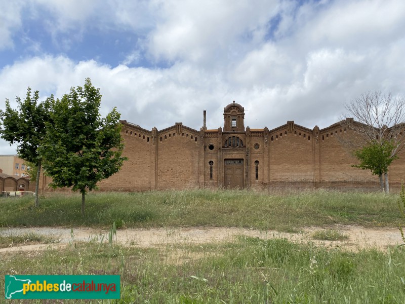 Cornellà de Llobregat - Fàbrica Can Bagaria (Foto: Albert Esteves, 2021) Cornellà de Llobregat - Fàbrica Can Bagaria