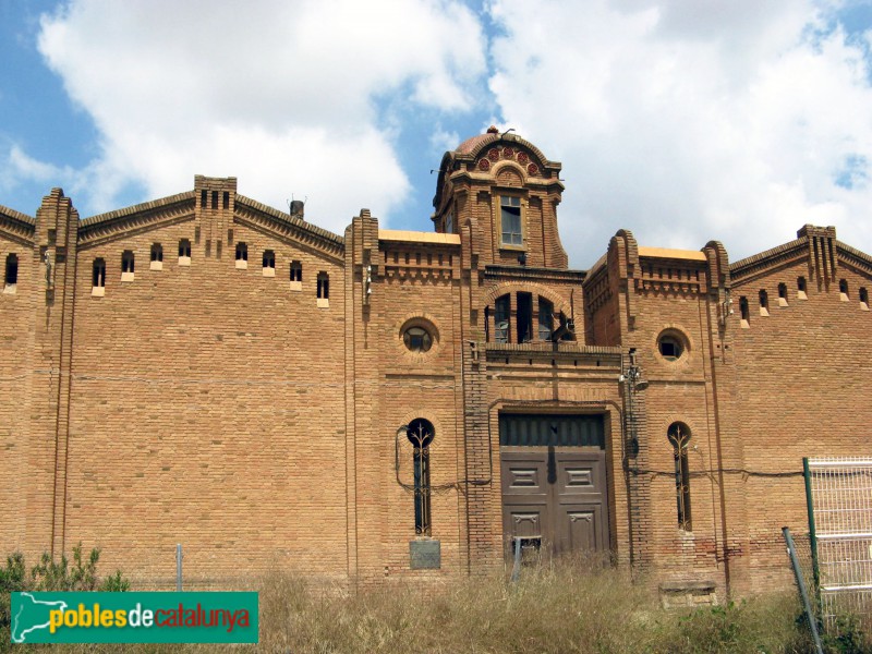 Cornellà de Llobregat - Fàbrica Can Bagaria (Foto: Albert Esteves, 2008) Cornellà de Llobregat - Fàbrica Can Bagaria