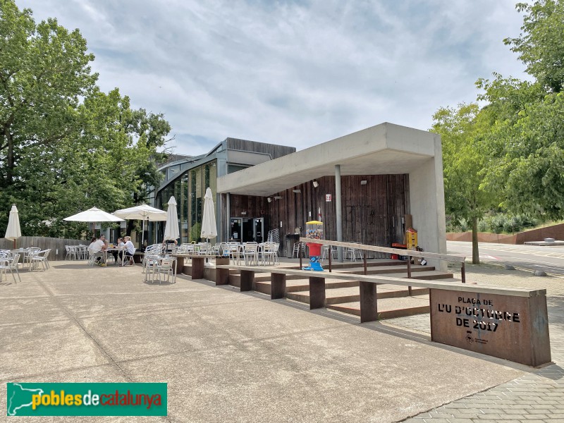 Begues - Biblioteca la Ginesta (Foto: Albert Esteves) Begues - Biblioteca la Ginesta