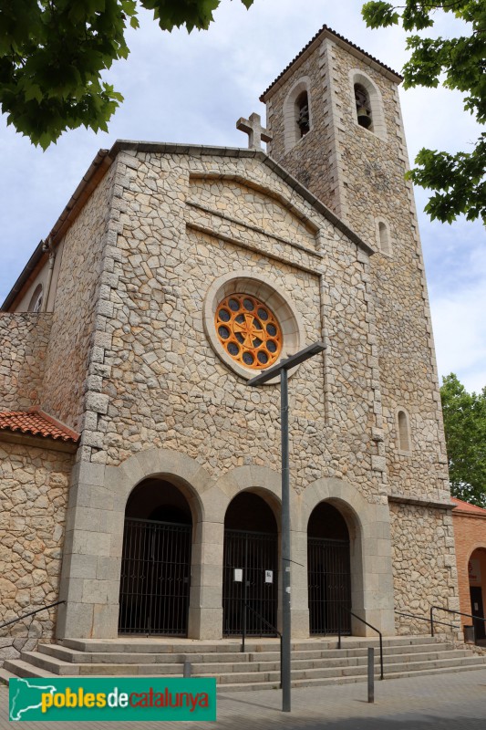 Begues - Església de Sant Cristòfor (Foto: Albert Esteves, 2021) Begues - Església de Sant Cristòfor