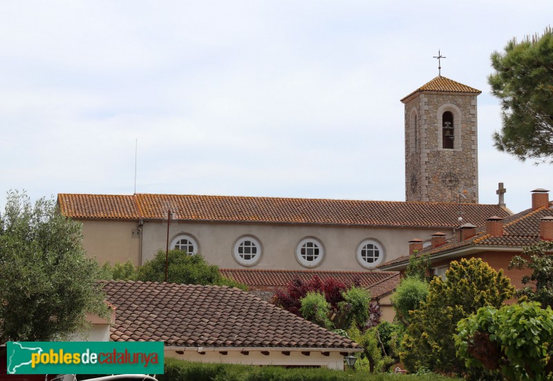 Begues - Església de Sant Cristòfor (Foto: Albert Esteves, 2021) Begues - Església de Sant Cristòfor