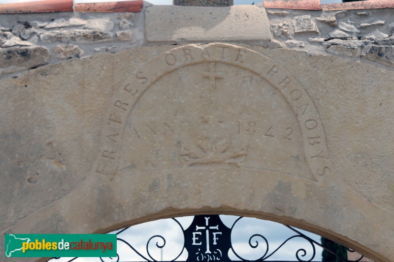 Vinaixa - Porta del Cementiri (Foto: Albert Esteves, 2021) Vinaixa - Porta del Cementiri