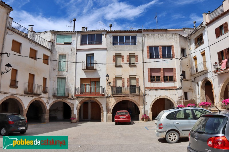L'Albi - Plaça de la Vellesa (Foto: Albert Esteves, 2021) L'Albi - Plaça de la Vellesa