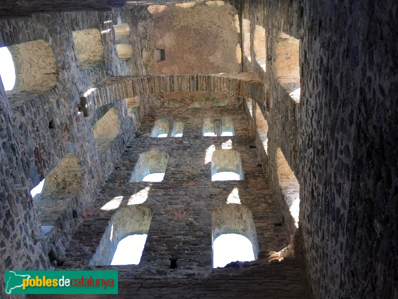 Port de la Selva - Sant Pere de Rodes. Interior del campanar (Foto: Gustau Zariquiey, 2018) Port de la Selva - Sant Pere de Rodes. Interior del campanar