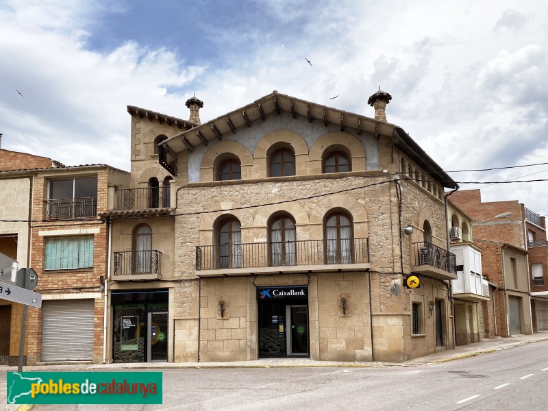 Castelldans - Edifici de la Caixa