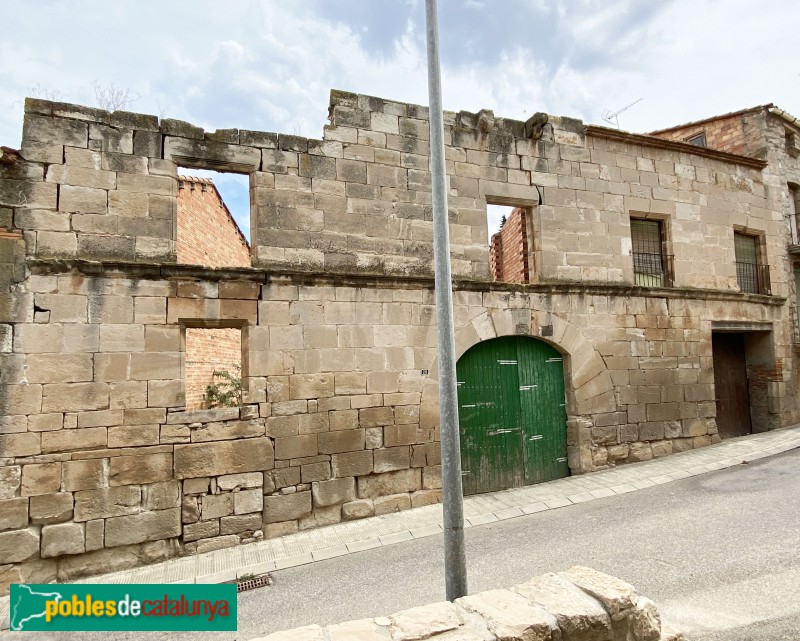 Castelldans - Casa del carrer de l'Església (Foto: Albert Esteves, 2021) Castelldans - Casa del carrer de l'Església