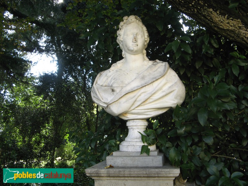 Barcelona - Jardins del Palau de Pedralbes, bust de marbre (Foto: Albert Esteves, 2010) Barcelona - Jardins del Palau de Pedralbes, bust de marbre