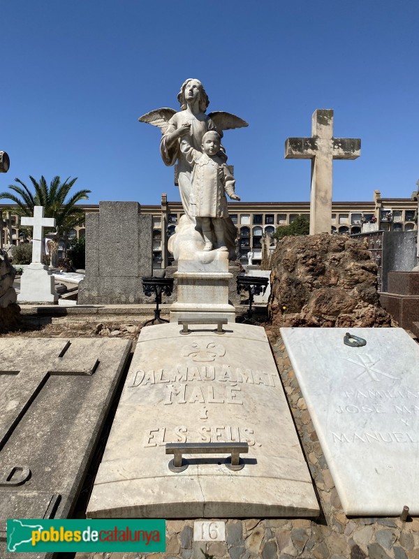Barcelona - Cementiri de les Corts. Sepulcre Dalmau Amat