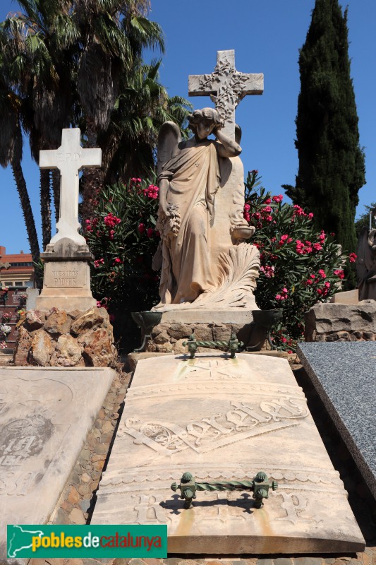 Barcelona - Cementiri de les Corts. Sepulcre Hereter