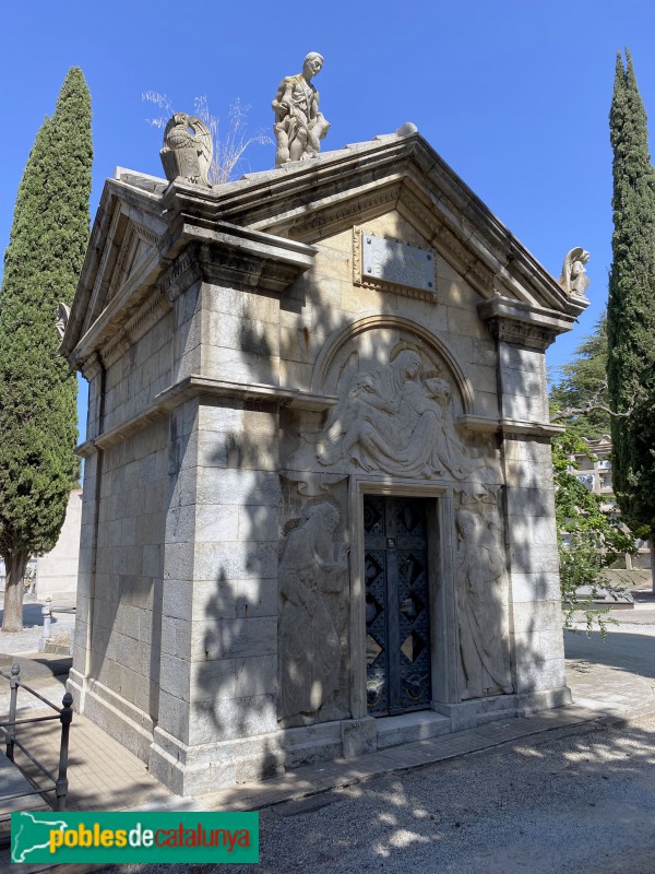 Sabadell - Cementiri. Panteó Casañé Bosser